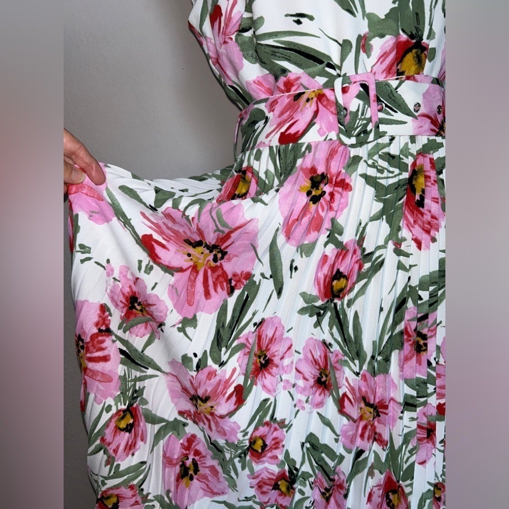 Gorgeous T Tahari pink floral pleated maxi dress. New - Picture 10 of 12